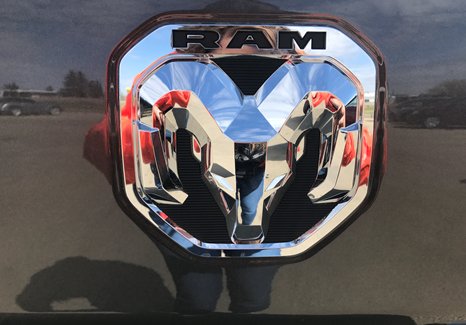 Have you seen the ALL NEW 2019 Ram 1500 yet??
Lucky for you we just received our first one!
Come down to #brownschryslerdodgejeepramltd and check it out. 
We want to know what you think about it!😎
#ram1500 #westlock #yeg #Rams
