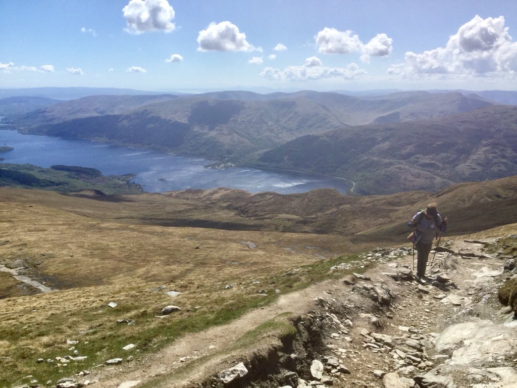 AndreePoppleton's tweet photo. On top of the world! #madeit #firstmunro #benlomond #achievement #theresalwaysthehills #magnificentday https://t.co/CpKNqk7WHQ