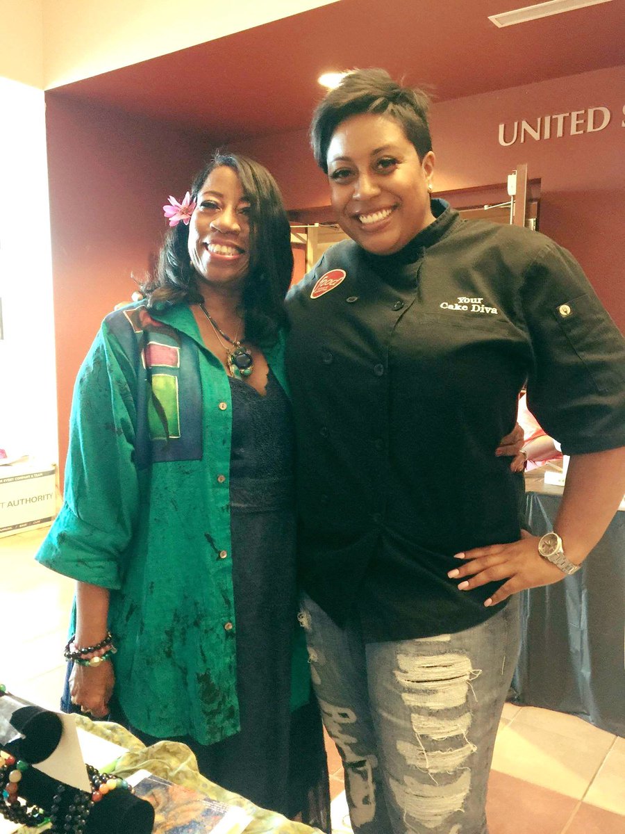 VegasHolistic's tweet photo. Dr. Monica Bickerstaff @VegasHolistic gets #CupcakeWasted with
Chef Porsha Kimble @yourcakediva @americasbestbakers
"Dr. Monica's Natural Beauty & Wellness Essentials" are a FAN FAVE! https://t.co/diJSazNYJR