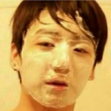 Nicole_Viaja's tweet photo. #iVoteBTSBBMAs eu clicando pra dar rt  mas percebendo q eu ja dei rt https://t.co/guGPX1fW84