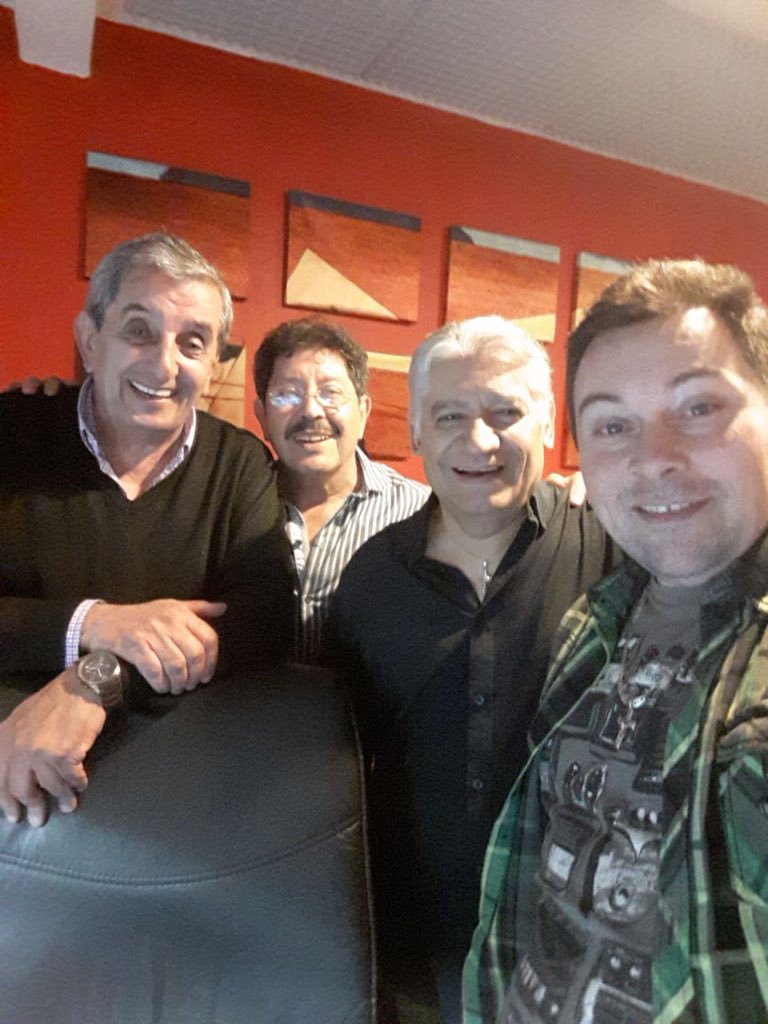 Yo, Lalo Sosa, Hugo casas, Nico Mansilla.después de grabar cd."DUO ARGENTINO"EN EL ESTUDIO DE LOS 4 DE CORDOBA. 10TEMAS SOLAMENTE ARREGLOS DE HUGO CASAS (EL GROSO)