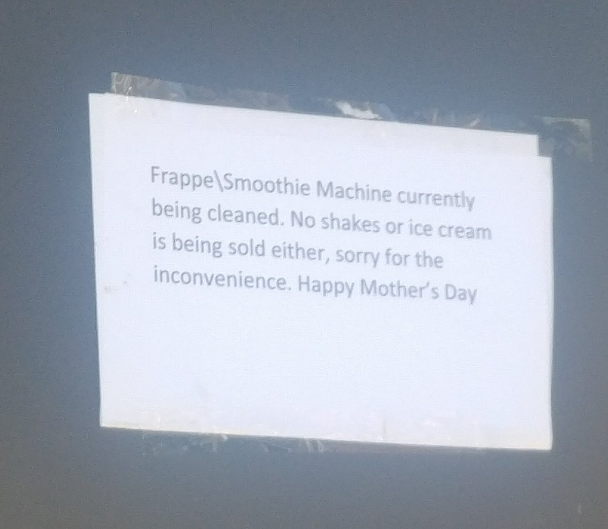 Primeaccord7's tweet photo. This is how @McDonalds treats moms/people.. Should of just gone to @Wendys there frostie are better!! #fastfood #Frozenbeef #Frozen https://t.co/TGpGzuVbq8