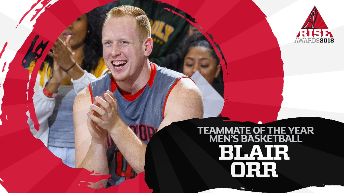 GoMatadors's tweet photo. Teammate of the Year winners for @CSUNMBB, @_AlwaysFamily_ @CSUNdistance #CSUNRISE https://t.co/X3yqrRlpgM