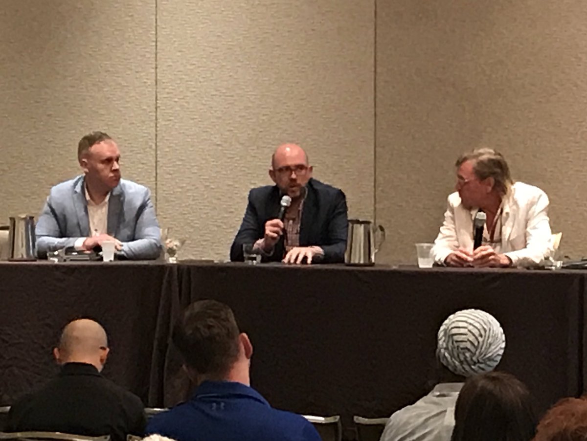 stnickmedia's tweet photo. @albertmw of @AskKodiak w/ Ray Lynch of @LibertyMutual & Bill Hartnett talking technology and appetite in the commercial lines #Insurance space. #insurtech #digin18 https://t.co/DpxNFvjIv5