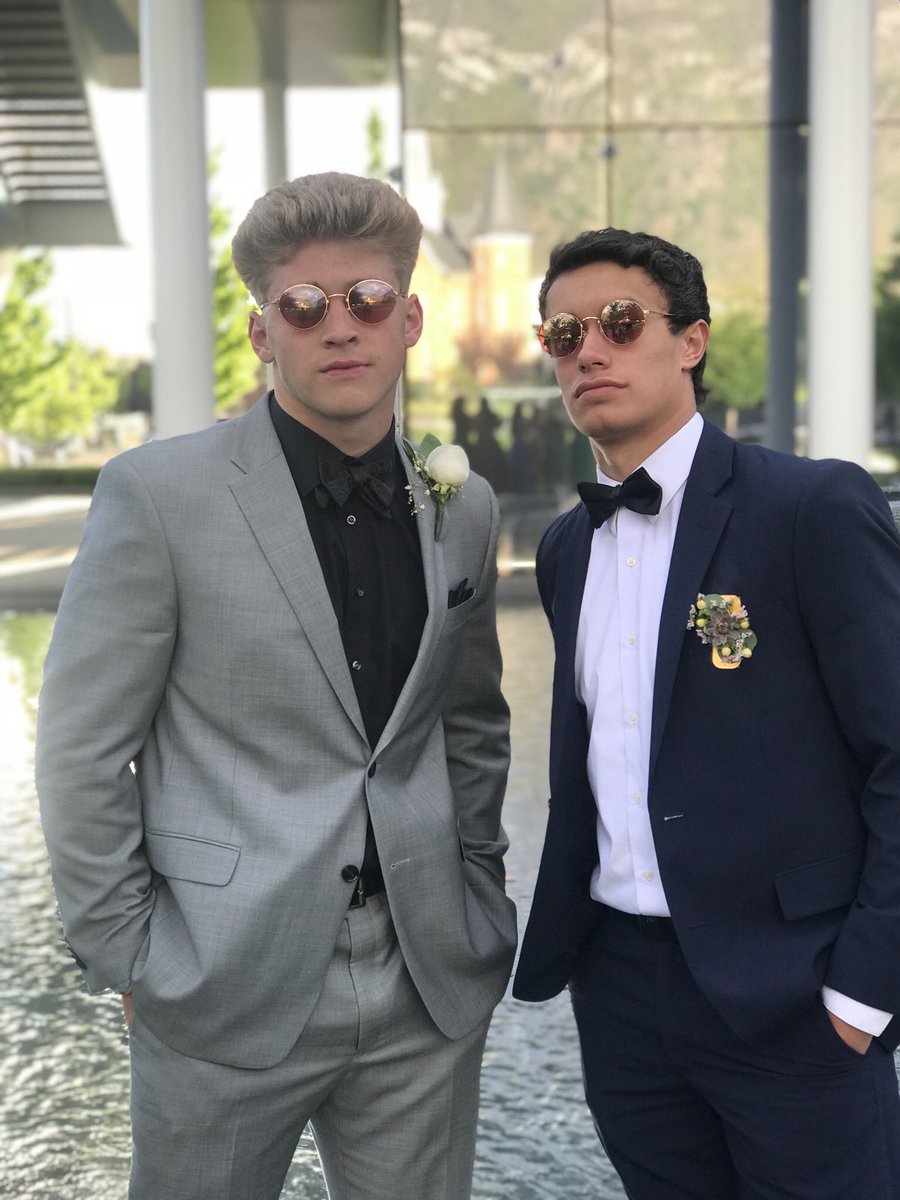jacobbosco_'s tweet photo. we live #prom2018 https://t.co/RYrA5LfZR7