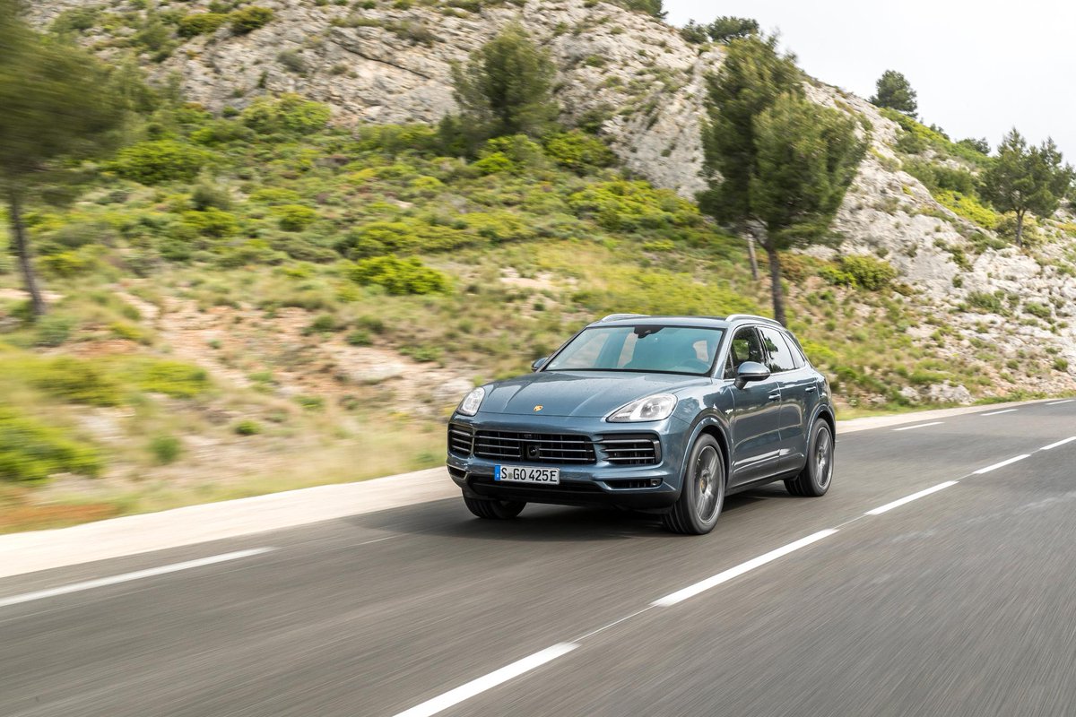 Cayenne Turbo Top Speed 290 Km H Youtube