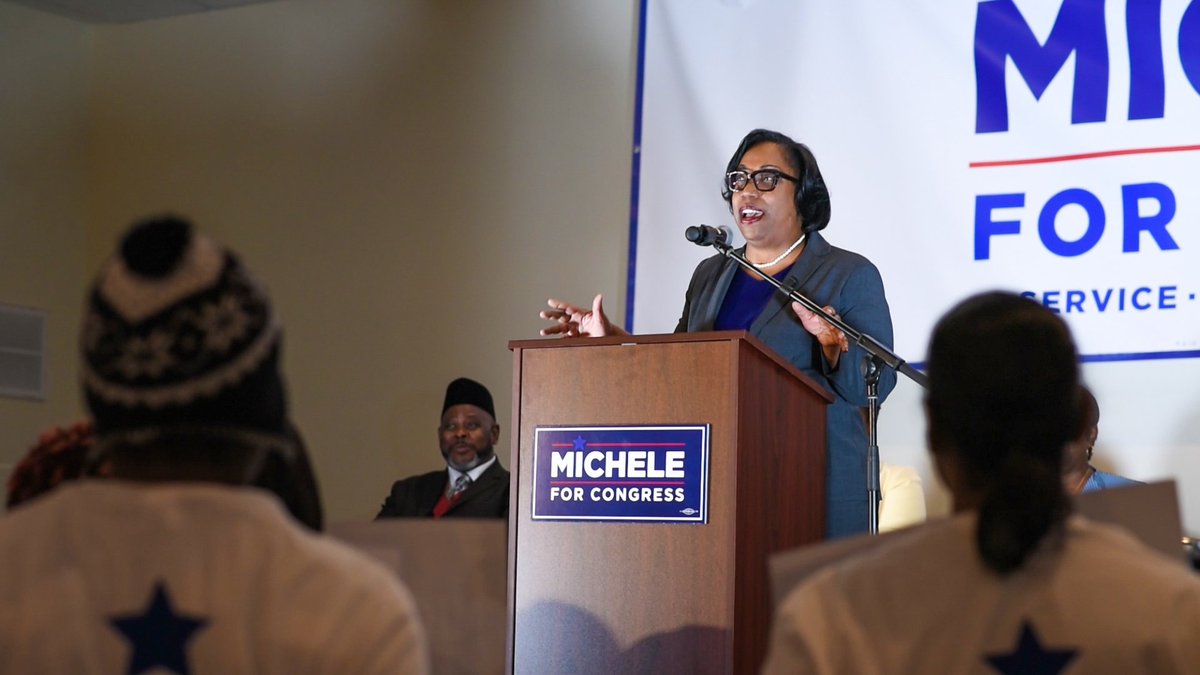 ChristianDems's tweet photo. We are proud to endorse @Michele4Me, running for Congress in PA District 2! She is a woman of family, faith and community who supports education, economic equality for women, the #LGBTQ community, POC, small businesses and building a bridge out of poverty. #PA2 #VOTE tomorrow! https://t.co/lw9LhljVcj