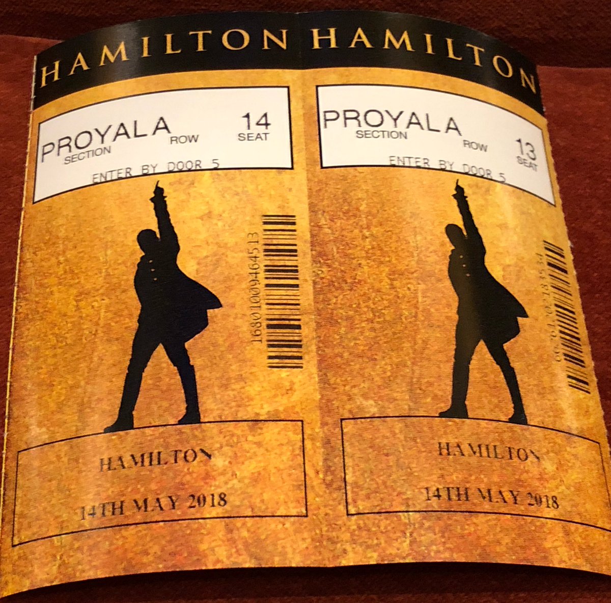What an amazing performance as Aaron Burr tonight by <a href="/sifisomazibuko/">Sifiso Mazibuko</a> in <a href="/HamiltonMusical/">Hamilton</a>. #NotThrowingAwayHisShot #ProudlySA