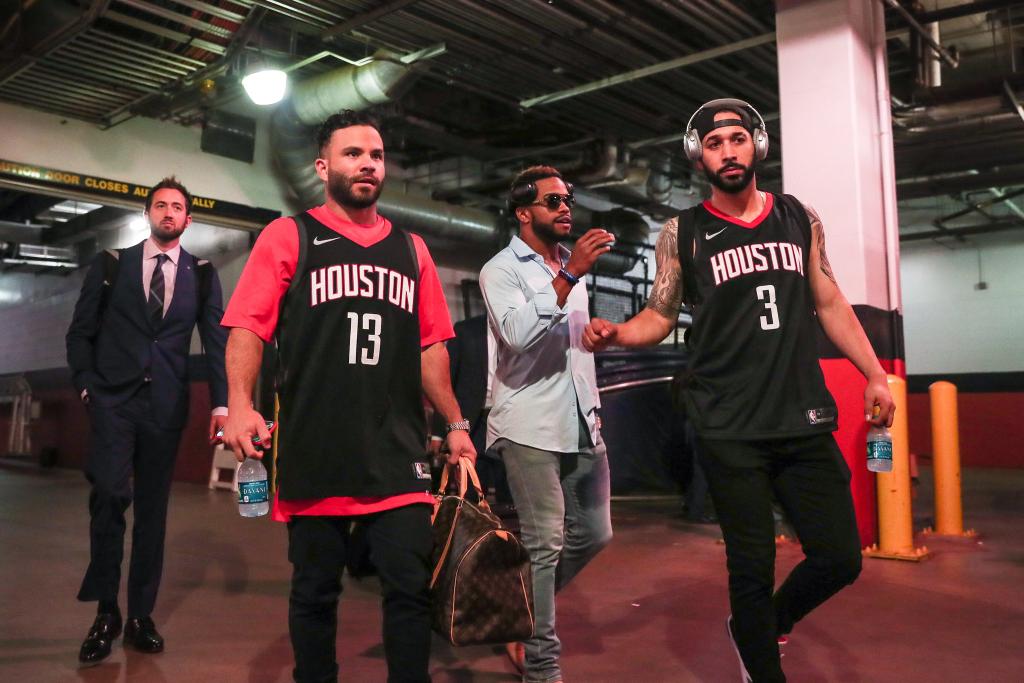 vitomartinez_'s tweet photo. Astros #ModoNBA 🚀 https://t.co/xONfDus7t6