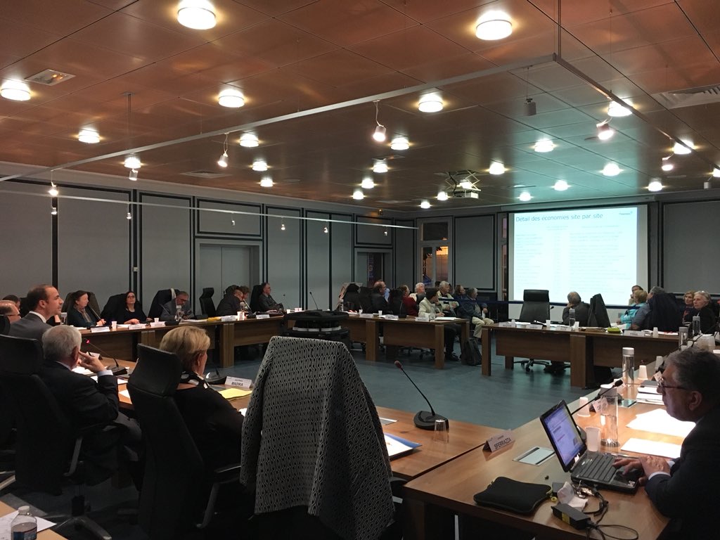 gdelasteyrie's tweet photo. 1/2 Ce soir à #Palaiseau, le #ConseilMunicipal autorise la signature du marché de performance énergétique visant à améliorer la performance énergétique de 17 établissements, permettant à terme un gain annuel de 30% d’énergie et ainsi 100 000 € d’économie pour la Ville par an. https://t.co/H6yVejTWZL