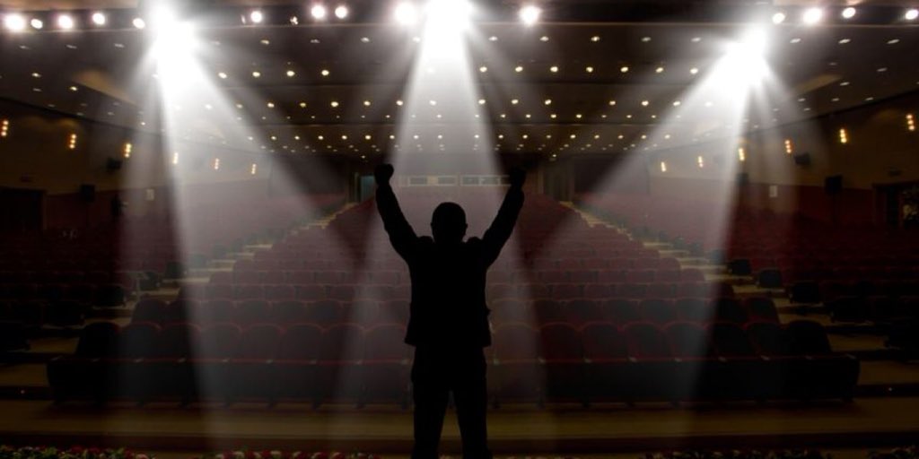 Feliz día del actor argentino!🎭
Gracias a todos los #actores y #actrices por animarnos día a día con tan bellísima profesión!
#díadelactor #díadelactorargentino #teatro #artesescénicas