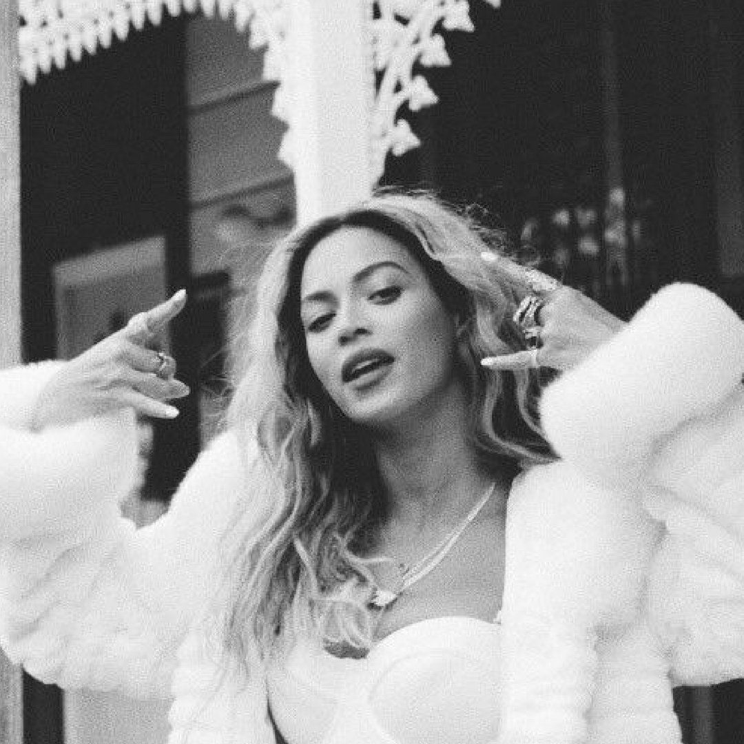 AniyahSimone's tweet photo. Goodbye haters! 👋 https://t.co/fcNCBJZI9p