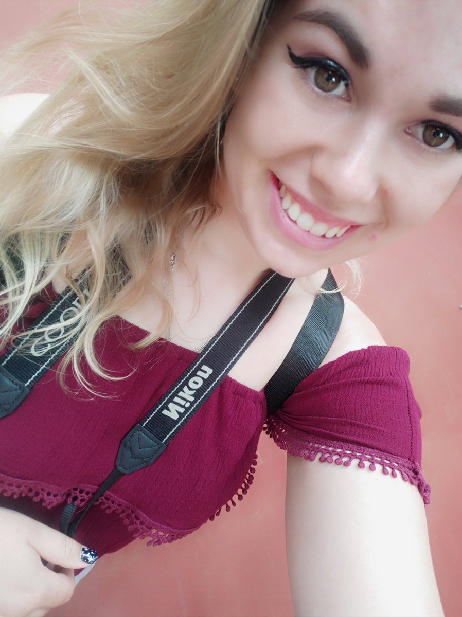 dollpart_s's tweet photo. @theastrolarium Hola 👋 https://t.co/CYCRV4x9Jk