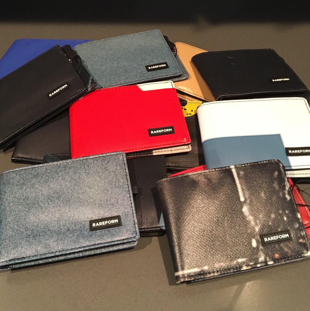 TackleMSwithAT's tweet photo. Check out these unique wallets made from recycled billboards donated by @RAREFORM https://t.co/lh4EwP8umk