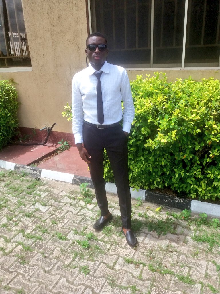 _Abdulquyum's tweet photo. I was all chilled and calm for the match today and it was a success. Plus i'm a famzer ooooooooooooo THE NIGERIAN LEGAL SYSTEM 😘 #LasuLaws https://t.co/qtocFUHztE