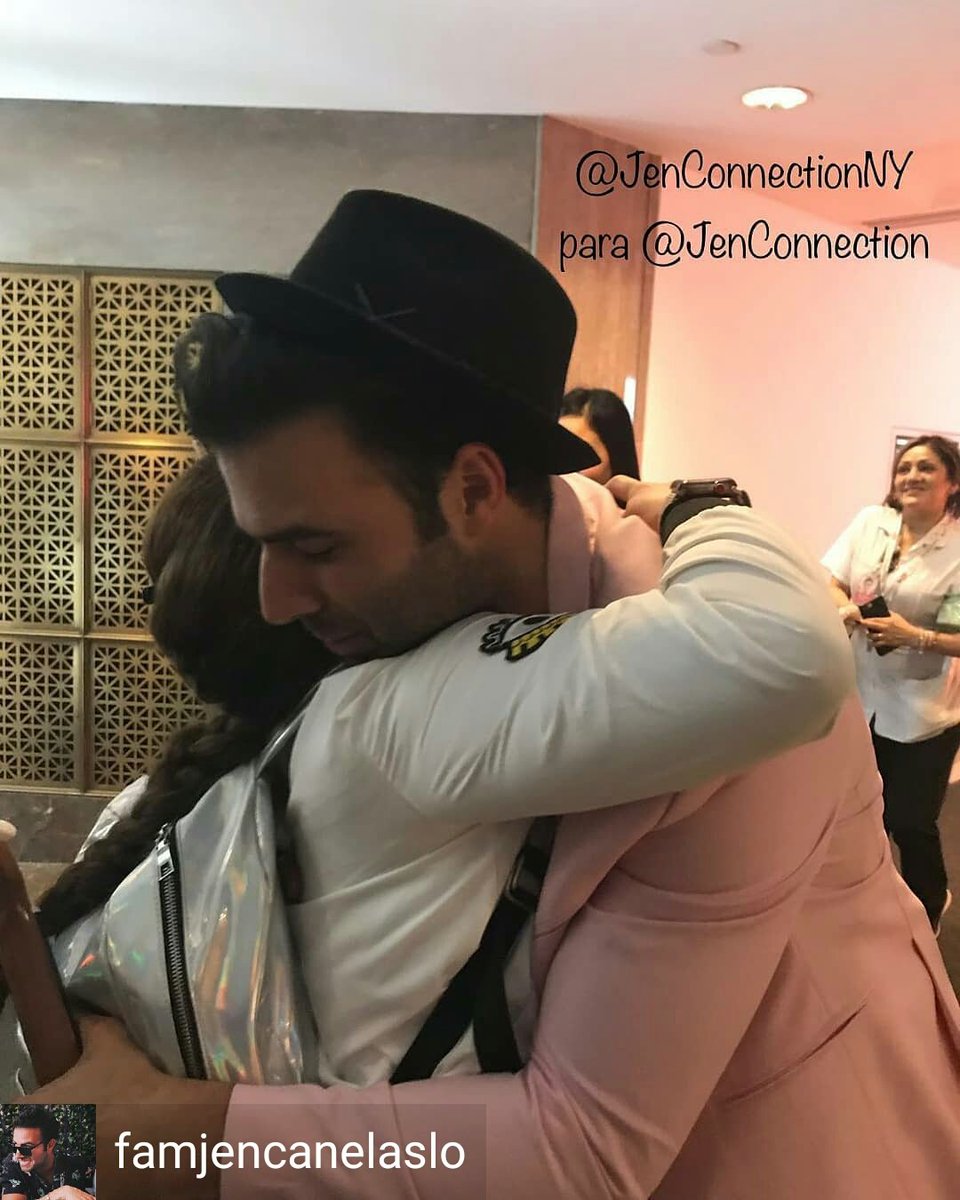 TeamCanelaArg's tweet photo. #instagram @JenConnection @jencarlosmusic a su salida de @Google #upfront #NYC #GoogleMulticulturalMarketing https://t.co/1BBGztGWmv