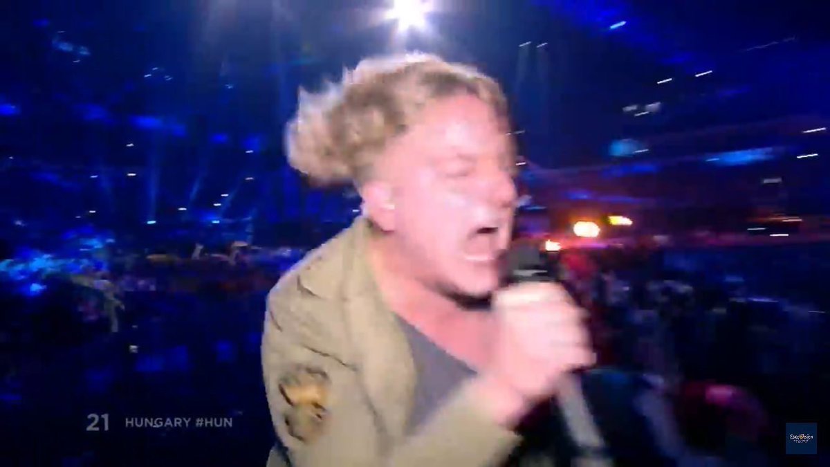MemGifs's tweet photo. + Hijo, la comida ya está hecha
- Voy Mamá 
+ Vamos!
- Ya voy
+ Cuantas veces te lo tengo que repetir!?
- QUE YA VOOYYY!! 

#Eurovision #Eurovision2018 #Meme https://t.co/NOpVRRRr9e