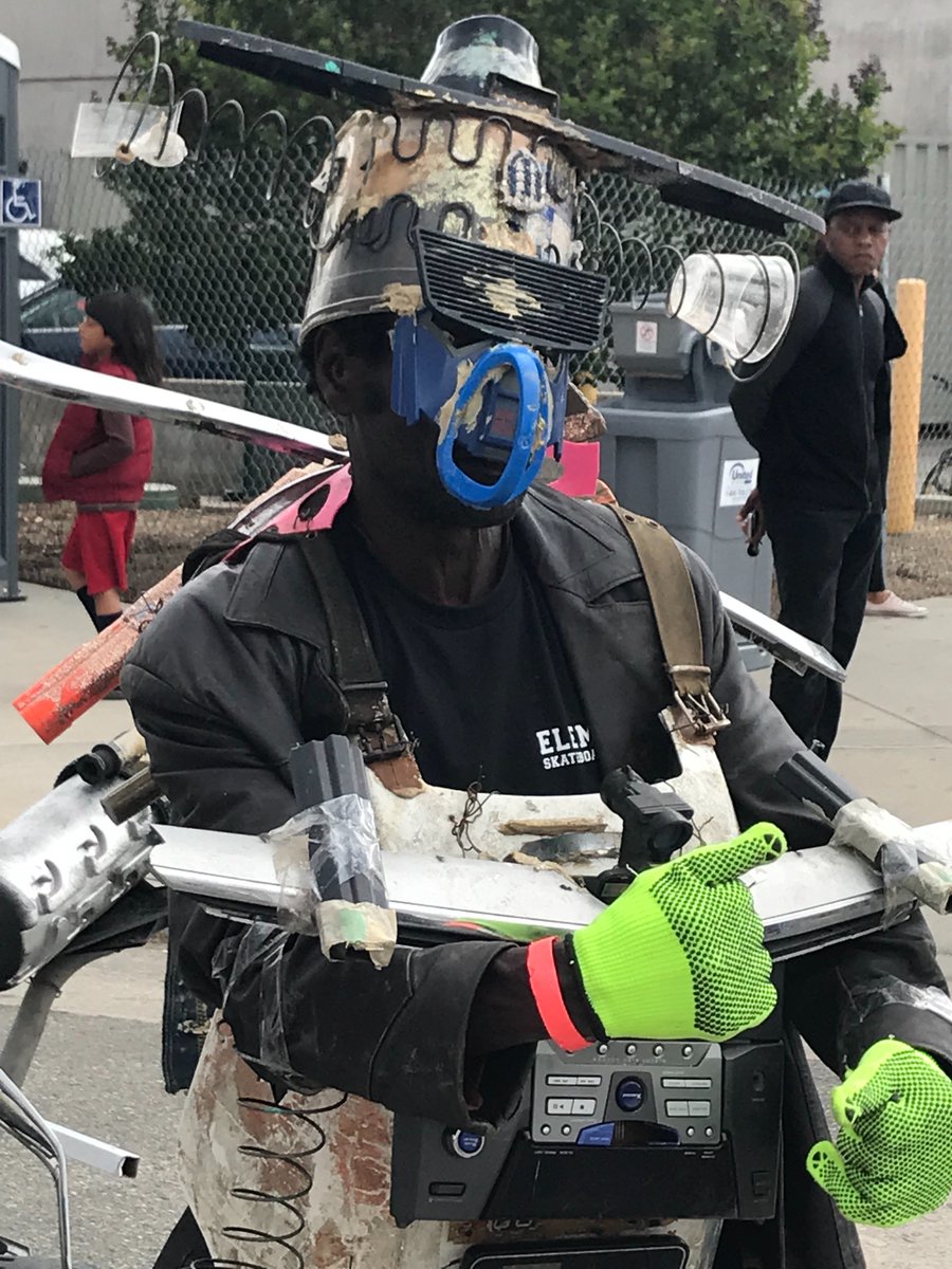 MidCityLA_TNN's tweet photo. Here are some Mid-City Arts and Music Photos I shot May 12. #music #art #midcity #event photos by TNN staff photographer Dawn Kirkpatrick https://t.co/UE8xDWOOYQ