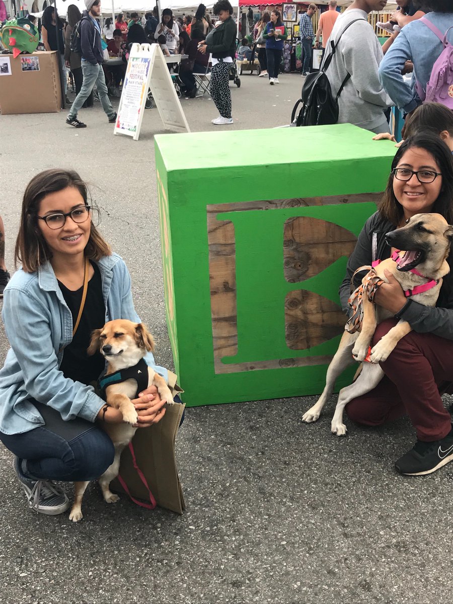 MidCityLA_TNN's tweet photo. Here are some Mid-City Arts and Music Photos I shot May 12. #music #art #midcity #event photos by TNN staff photographer Dawn Kirkpatrick https://t.co/UE8xDWOOYQ