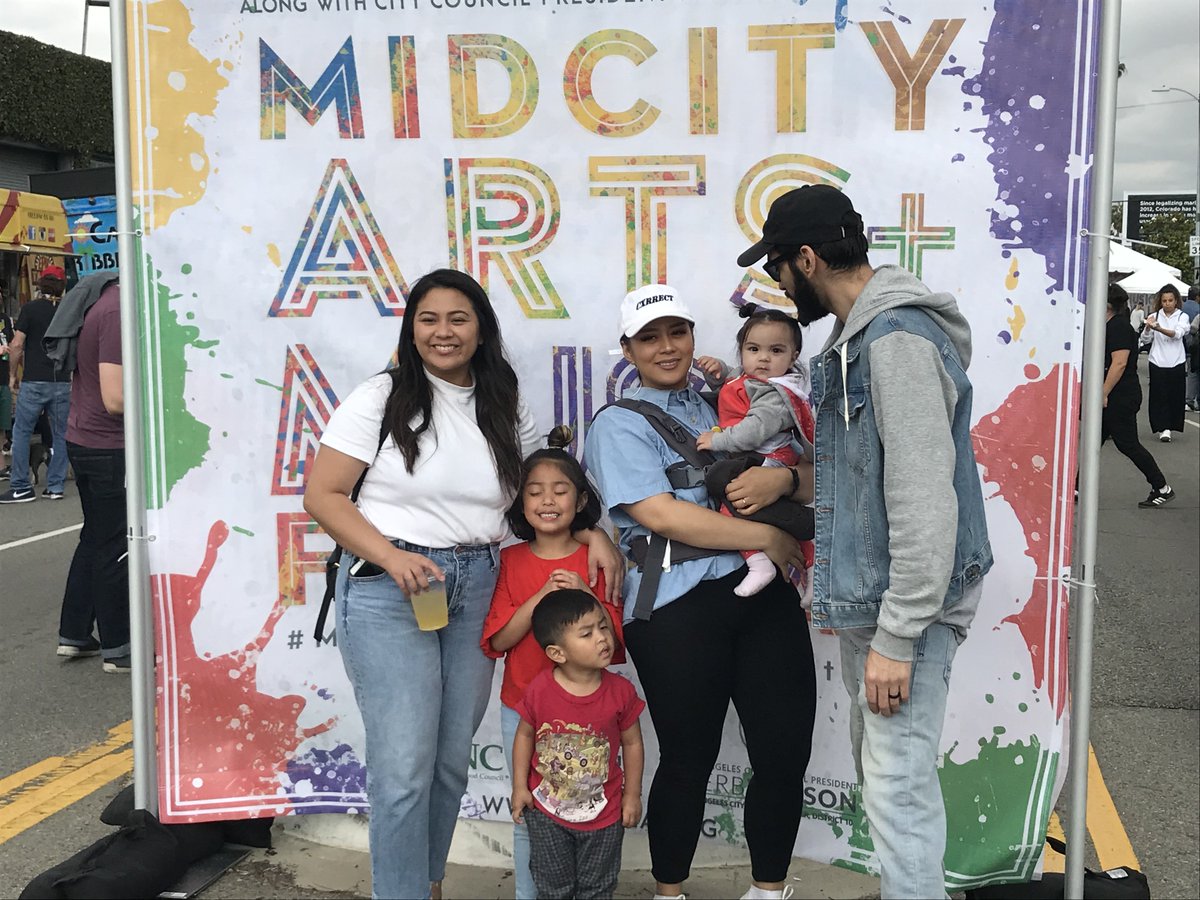 MidCityLA_TNN's tweet photo. Here are some Mid-City Arts and Music Photos I shot May 12. #music #art #midcity #event photos by TNN staff photographer Dawn Kirkpatrick https://t.co/h18Tp2vakm