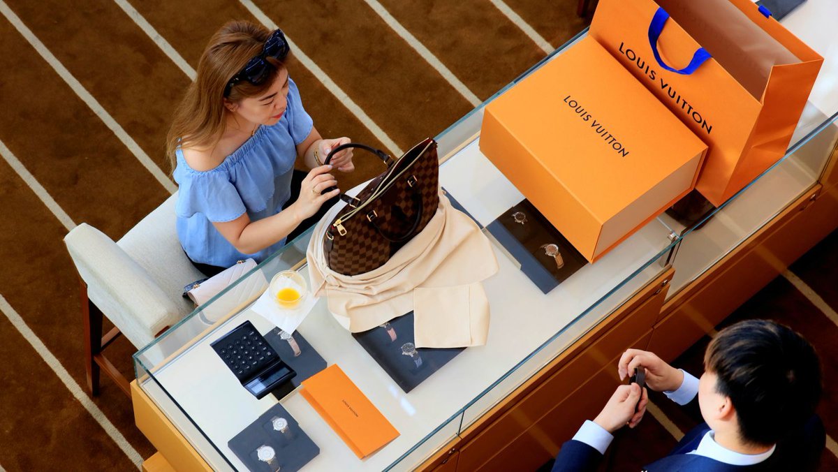 stephenhuppert's tweet image. 💸 @eshelouise look s at all the human flaws and biases that prevent you from managing money better bit.ly/2jMPlJx

#CognativeBias
#BehaviouralEconomics #BehavioralEconomics 
#BehaviouralFinance #BehavioralFinance