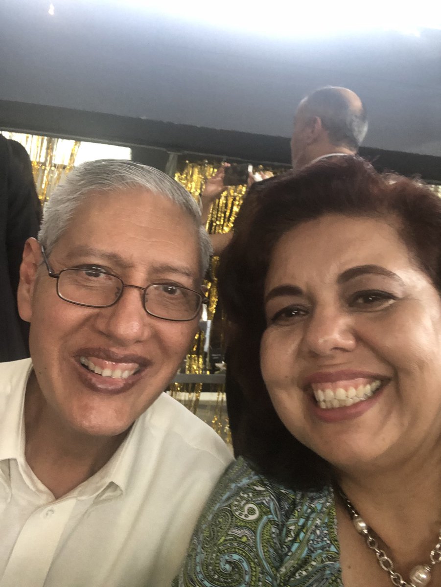 adivinas's tweet photo. #ProfesorTec https://t.co/uin62b7KA0