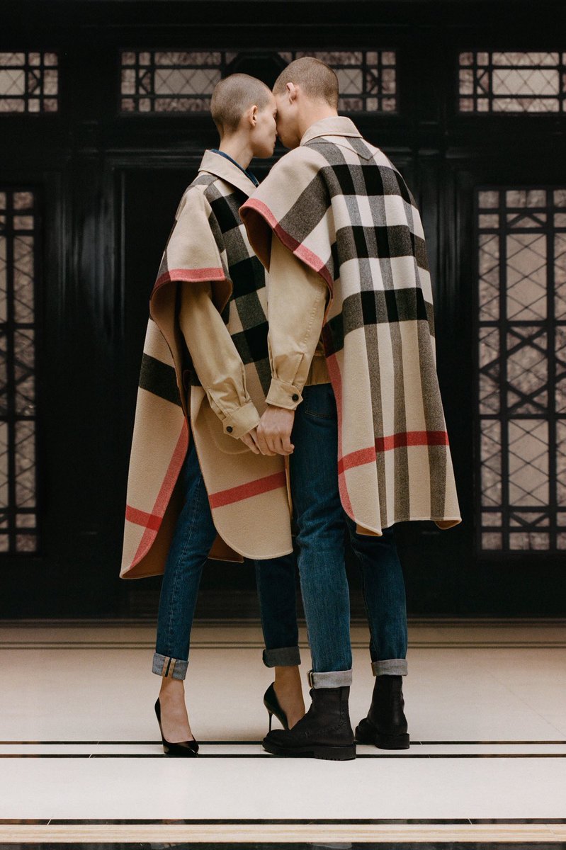 mistertailer's tweet photo. Burberry 2019 Resort 思った以上にいい。カジュアル、ジェンダーといった時代の価値観を想像以上にうまく「バーバリー化」をしている。ティッシの才能の奥深さを知る。恐れ入る。ティッシバーバリー、期待が高まった。 https://t.co/BSvyuvkt5q