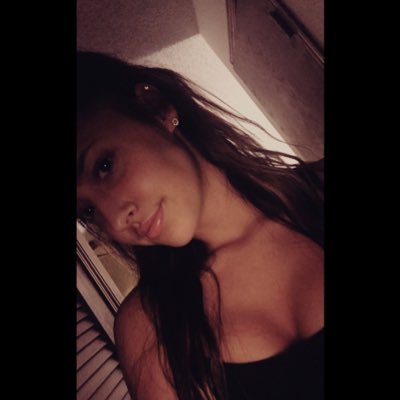 alyssablair98's tweet photo. #NewProfilePic https://t.co/Ih9CXNPIQk