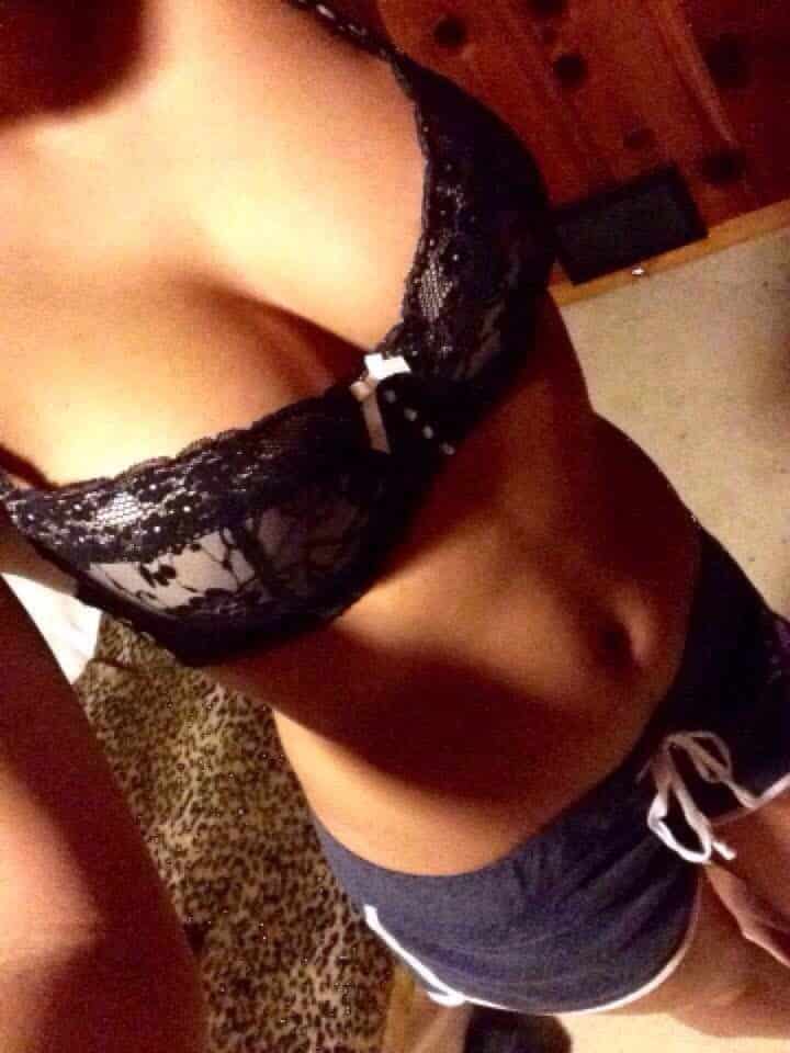 ContactSwinger's tweet photo. #LunesDeMujeresCSW con la bella chica de @linamarce90 dale Like y RT. 
#SEXO #SWINGER #PAREJAS #CSW #CONOCENOSCSW https://t.co/xjvmHv9uZ0