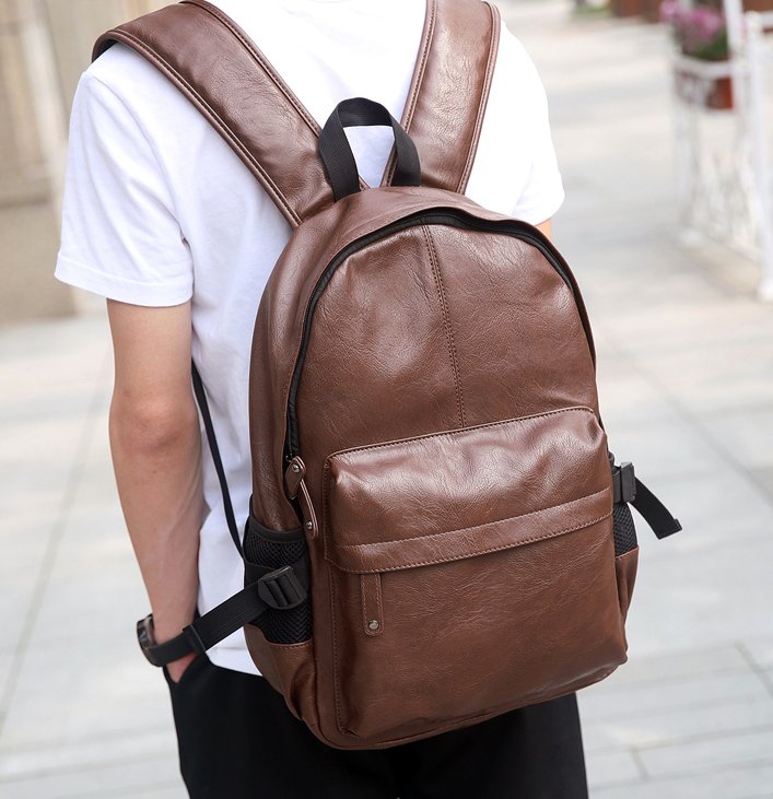 High-quality PU leather #backpack for men,
Especially suitable for young people,
Big capacity, can hold books and others,
Please rest assured that this bag is durable,
The MOQ is 100.
Click here: ow.ly/Dk6030jYTgE
#backpackmen #backpacktravel #young #PUbag #manufacture