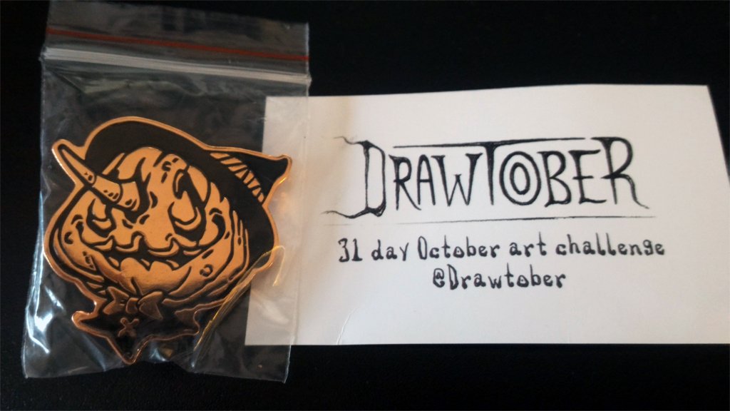KiRAWRart's tweet photo. Received my pin from the @drawtober challenge! In case you were still wondering what all those rat drawings were about last Halloween, haha:
https://t.co/S58KCNN871
Looking forward to this year's challenge! :D
#art #artwork #pins #drawtober #drawtober2017 #rats https://t.co/wdqGXuGABB