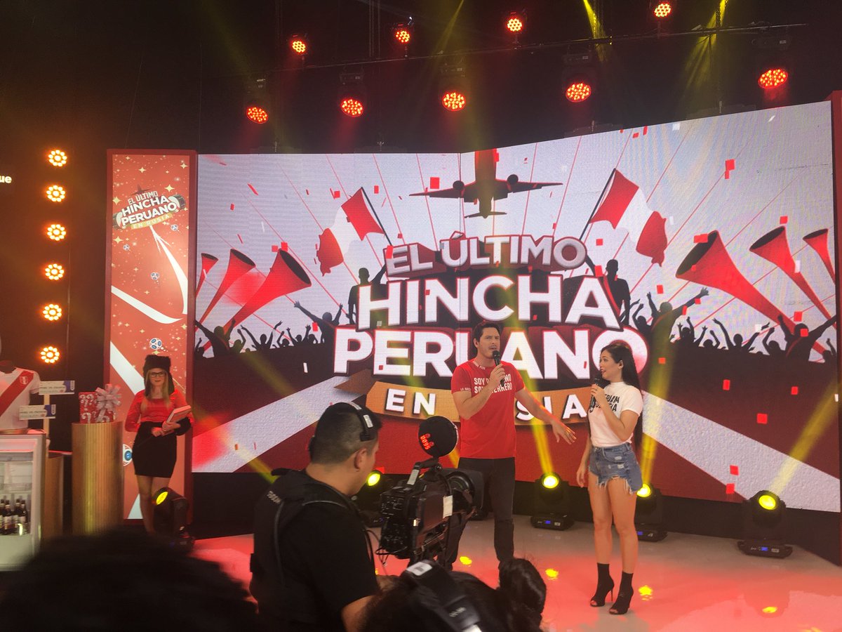 csarpereiradiaz's tweet photo. #ElUltimoHinchaPeruanoEnRusia @jazminpinedo @_CristianRivero al aire ¿Que harías por viajar a Rusia? @Latina_pe https://t.co/PPRPXPQIuj
