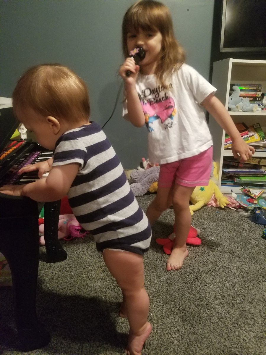 MandysSweetLife's tweet photo. I always knew I'd have a #band one day @OxSawyer https://t.co/EKHn4jRIg3