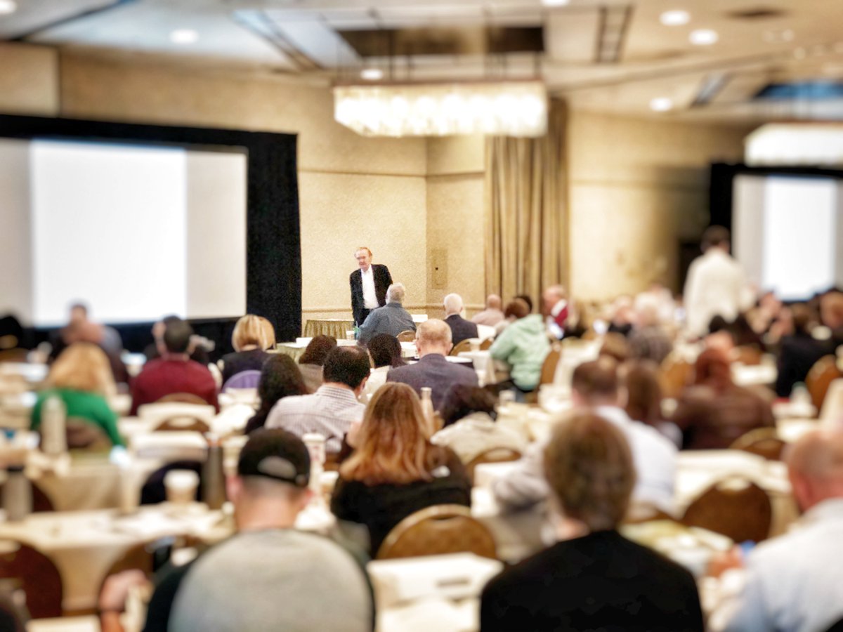toddvachon's tweet image. Enjoyed spending the day in @edwardtufte ‘s seminar in Philly. Highly recommended if your interested in #datavizualization!