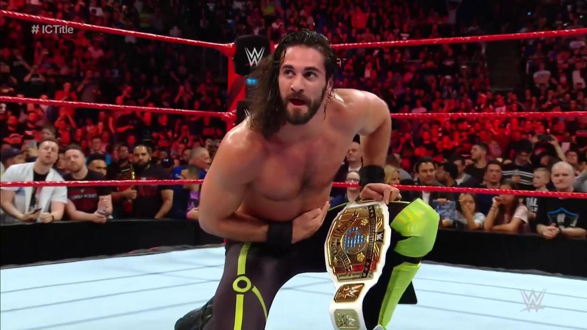 HeroeDelDistrit's tweet photo. Tremendo combate que nos regalaron por el campeonato Intercontinental #SethRolling vs #KevinOwens
Donde el #SethRolling Retiene el campeonato ✌💪 https://t.co/svWQNPvO2Y
