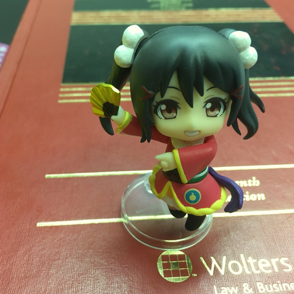 rdsathene's tweet image. Property final. Nervous. #lawschoolproblems #lawstudentproblems #Nendoroid #ねんどろいど #ラブライブ #ゆるゆり