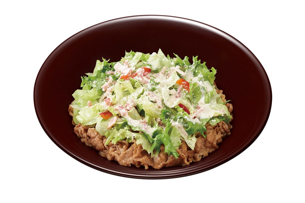 LUNCHpress's tweet photo. 【5/16】すき家でシャキシャキな夏を。「シーザーレタス牛丼」新発売！ - https://t.co/TW2AW8VSvM https://t.co/rBNzWcaJYT