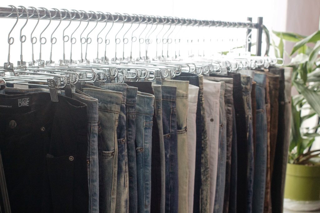RUSTICDIME's tweet photo. One Dime at a time 👖 #rusticdime
https://t.co/8XumRf9eqg
#LosAngeles #menswear #fashion #denim #photography #MondayMotivation https://t.co/NFRPCC2LaK