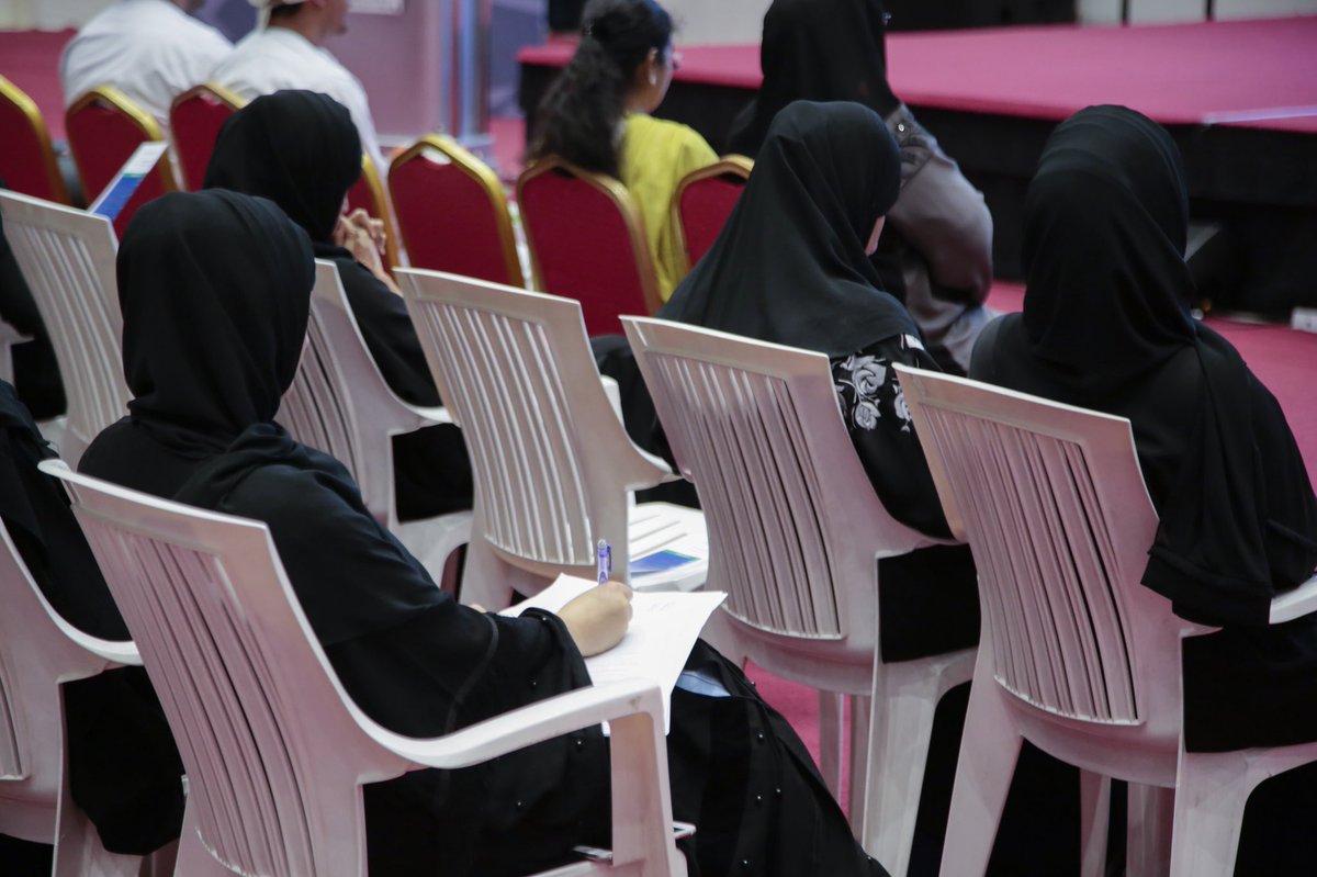 MEC_Oman's tweet image. The first #workshop on “How to register in the Public Authority of the Manpower Register” as part of the #PreparingForFuture programme 
@omantechfund @tanfeedh @Oman_events @PAMR_PAMR1 @manpowergov @omancareer