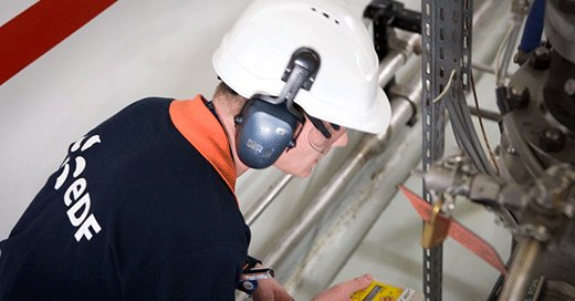edfrecrute's tweet photo. [#AlternanceEDF] As-tu pensé à devenir Technicien de Maintenance Industrielle  ? Près de 50 offres d'#alternance partout en France sont à pourvoir. A ton #CV ! 📝 https://t.co/Oxb546Dv03 https://t.co/3eGVKnVN3l