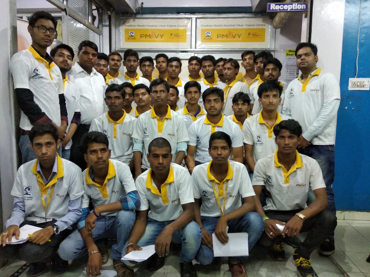IcteLucknow's tweet photo. CCTV Batch Assessment Successfully Accomplished all 30 Students at @IcteLucknow @ictelko @PMOIndia @MSDESkillIndia @NSDCINDIA @dpradhanbjp @AnantkumarH #PMKVY #Skill4Jobs @FollowESSCI https://t.co/XxHRDkHvMy