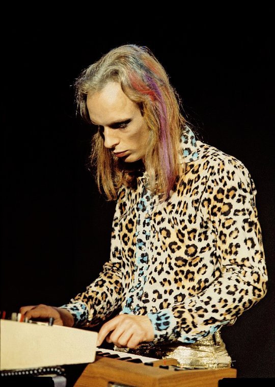 Happy 70th birthday, Brian Eno 