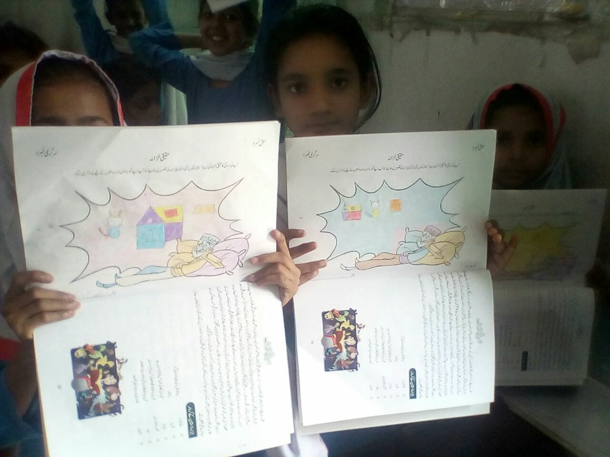 1001Nights_CGN's tweet photo. We can see students doing splendid and creative drawing of #1001Nights stories. Creative work gives you an almost indissoluble connection with people.
#SupportCGNP #CivicEducation https://t.co/xMK6qkjJHh