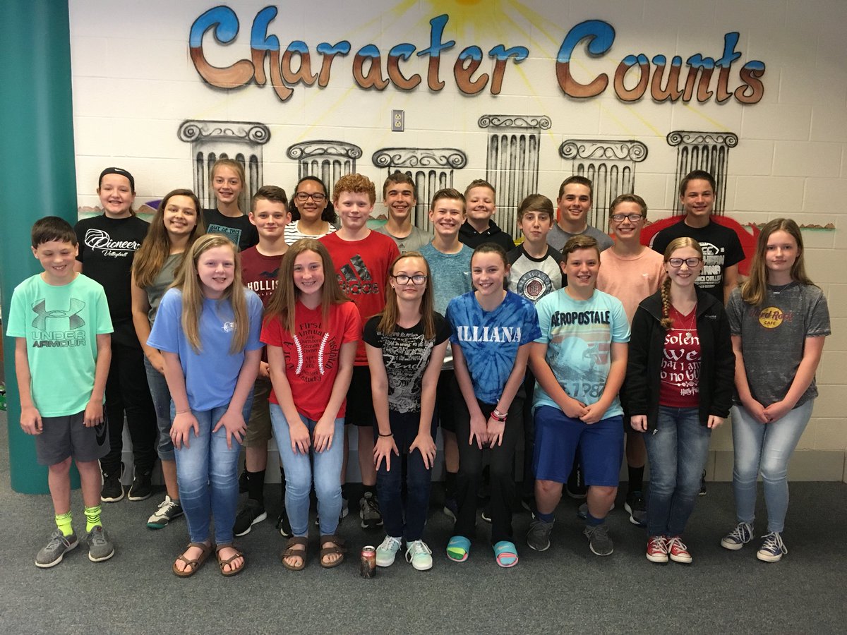 abbielredmon's tweet photo. These 7th graders have great attitudes, excellent work ethic, and display grittiness. Congratulations on straight Aโs this year! #wemadeitcount https://t.co/tg7OmW5LNJ