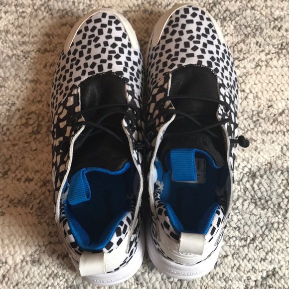 KristenCamp441's tweet photo. So good I had to share! Check out all the items I'm loving on @Poshmarkapp #poshmark #fashion #style #shopmycloset #missguided #reebok #freepeople: https://t.co/T3ZQOAvvTQ https://t.co/2t4F7XHM4R