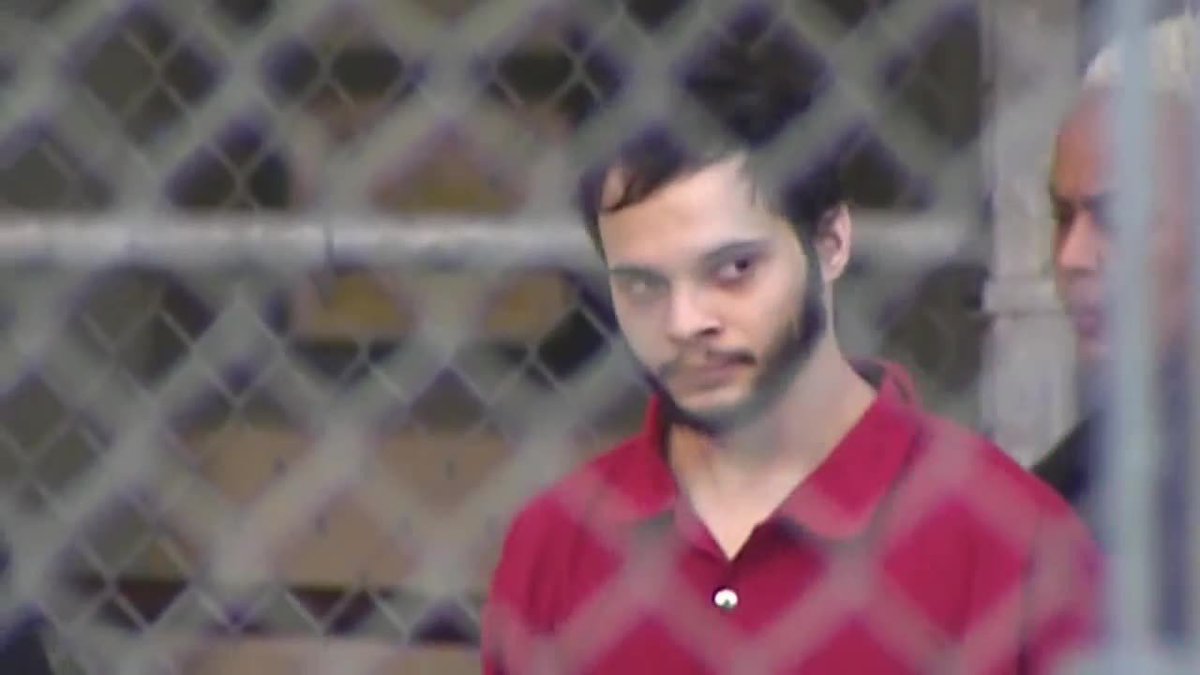 Accused airport gunman ruled competent, clearing way for guilty plea bit.ly/2wMbgKe https://t.co/FDgix6FBmD