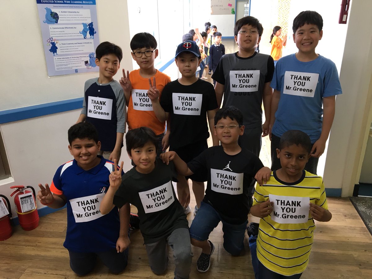 eneerghsoj's tweet photo. Great Teacher Appreciation gift from my fourth grade boys today! #kispride https://t.co/PRxh7zhWZO