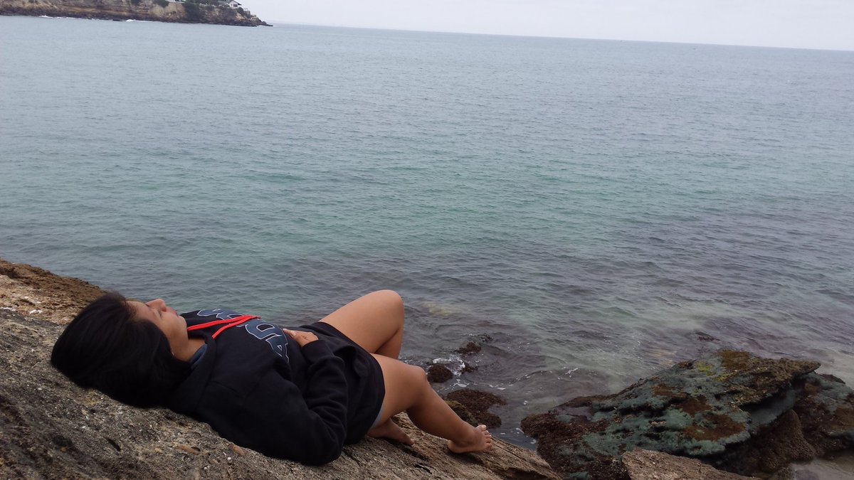 Dayanara Espinoza (DLEQ8) Twitter