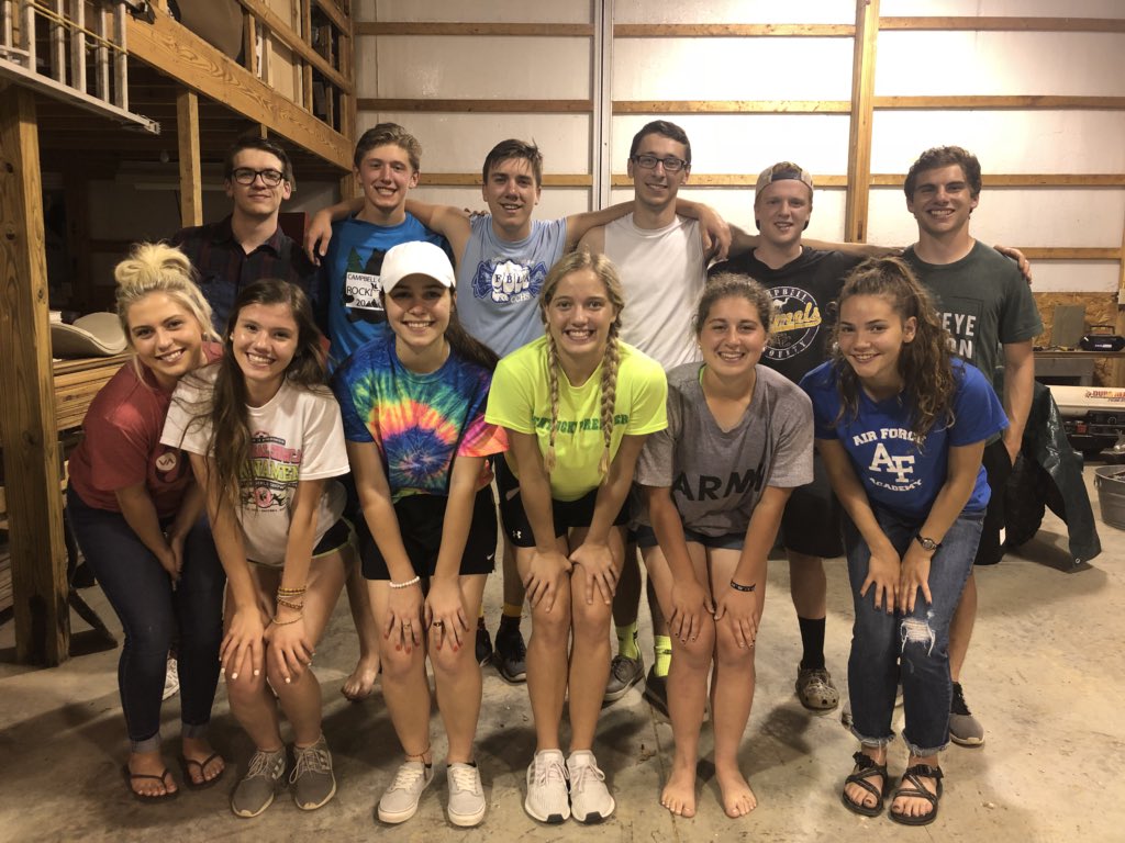 CampbellCoYL's tweet photo. Our sweet, sweet seniors (plus @alexdowds_, @LydiaKramer13 and more not pictured). ☺️

We absolutely love you guys. You’ve changed the lives of so many people in your school. 

Club semester is over, but summer camp countdown starts now. 

#OnYeCamels #Rockbridge2018 https://t.co/e516jAQGWo