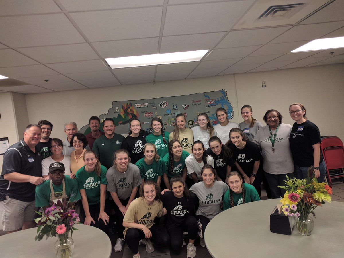 MsQ_CGScience's tweet photo. @acas_cghsnc Don't forget about JV Vball's trip to the soup kitchen with @DeanMonroeCGHS @retreats_cghsnc and @AD_cghsnc #CGACAS18 https://t.co/r620hSRezS